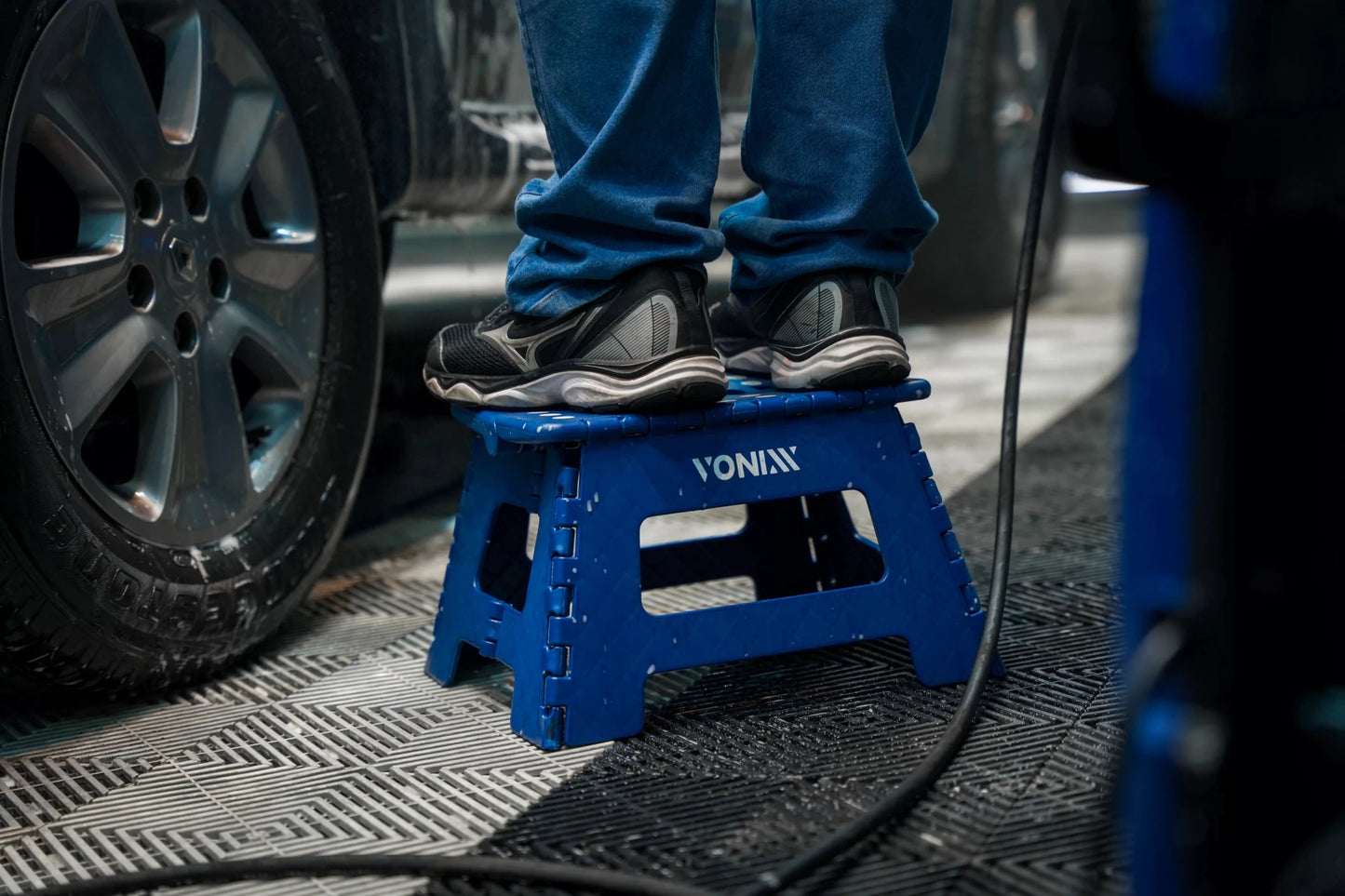 Vonixx Opvouwbare Kunststof Kruk - De Detailshop