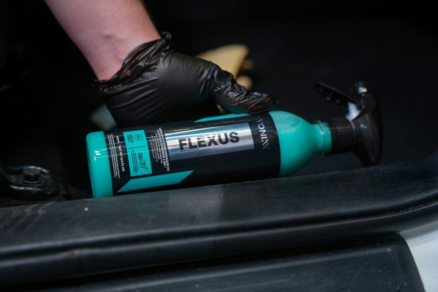 Vonixx Flexus | 2 in 1 interieurreiniger - De Detailshop