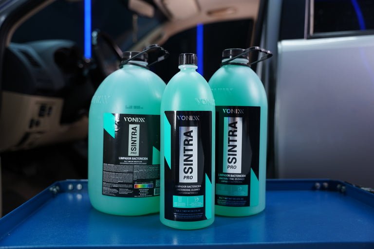 Reiniging van autobekleding met Vonixx Sintra Pro
